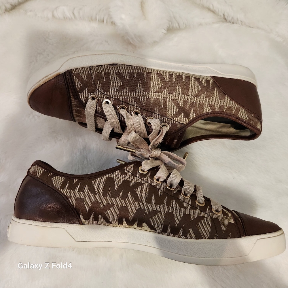 Michael Kors MK City Sneakers Womens Size 8